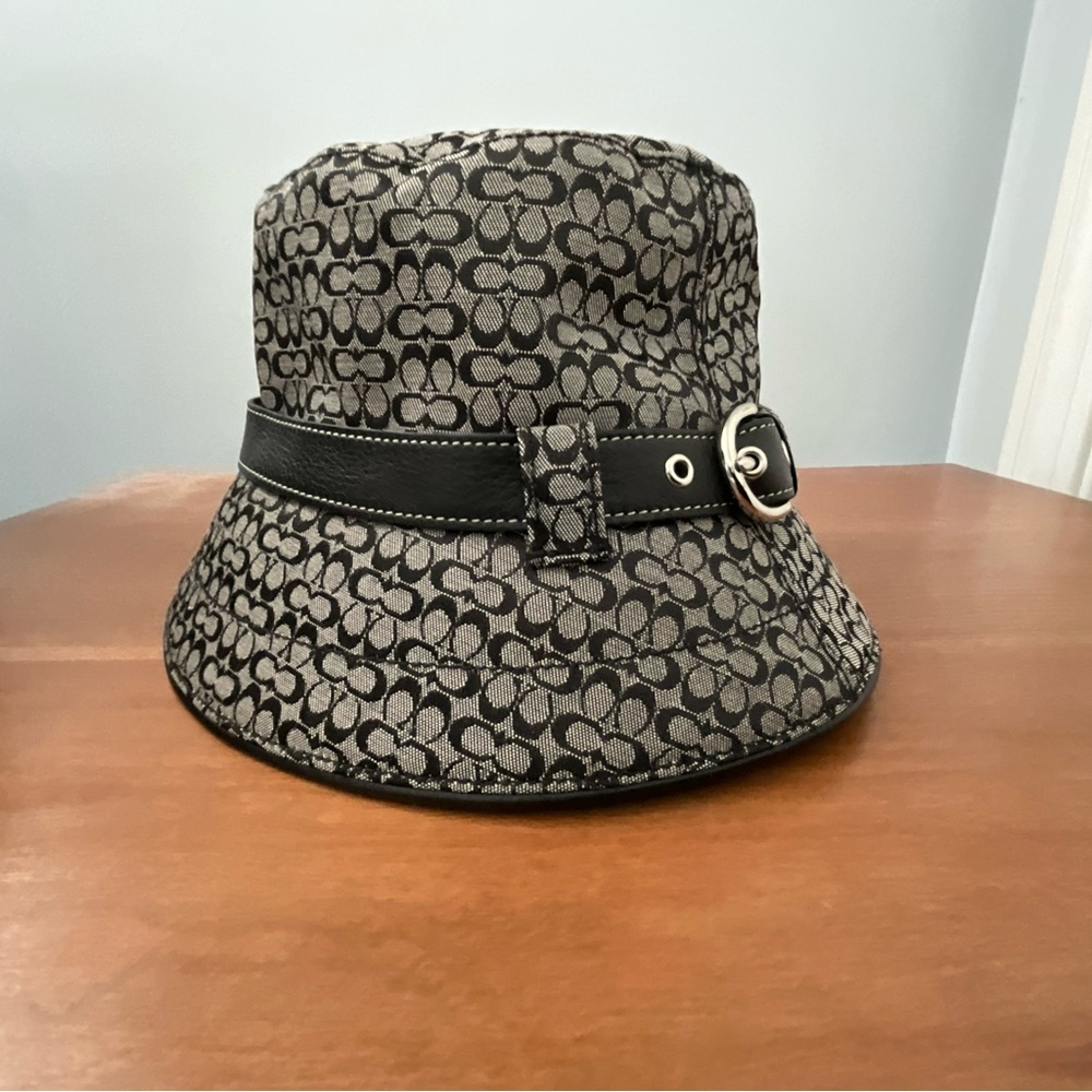 Coach Signature Jacquard Bucket Hat - Picture 5 of 5